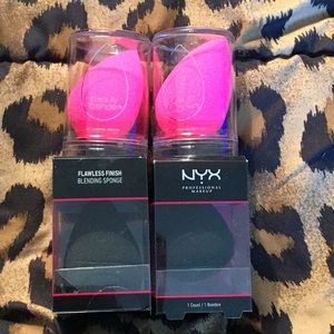 2 Beauty Blenders &  2 NYX Blending Sponge